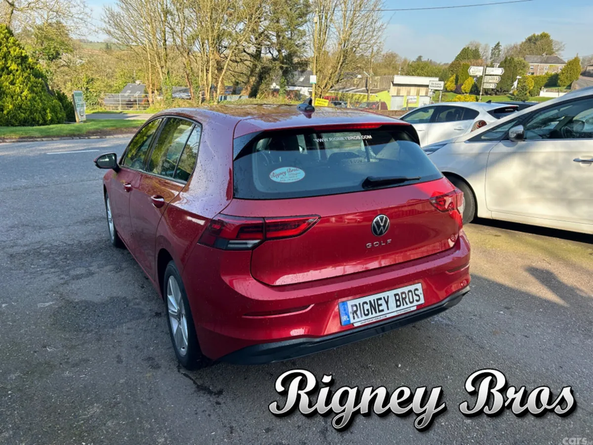 Volkswagen Golf Hatchback, Petrol, 2022, Red