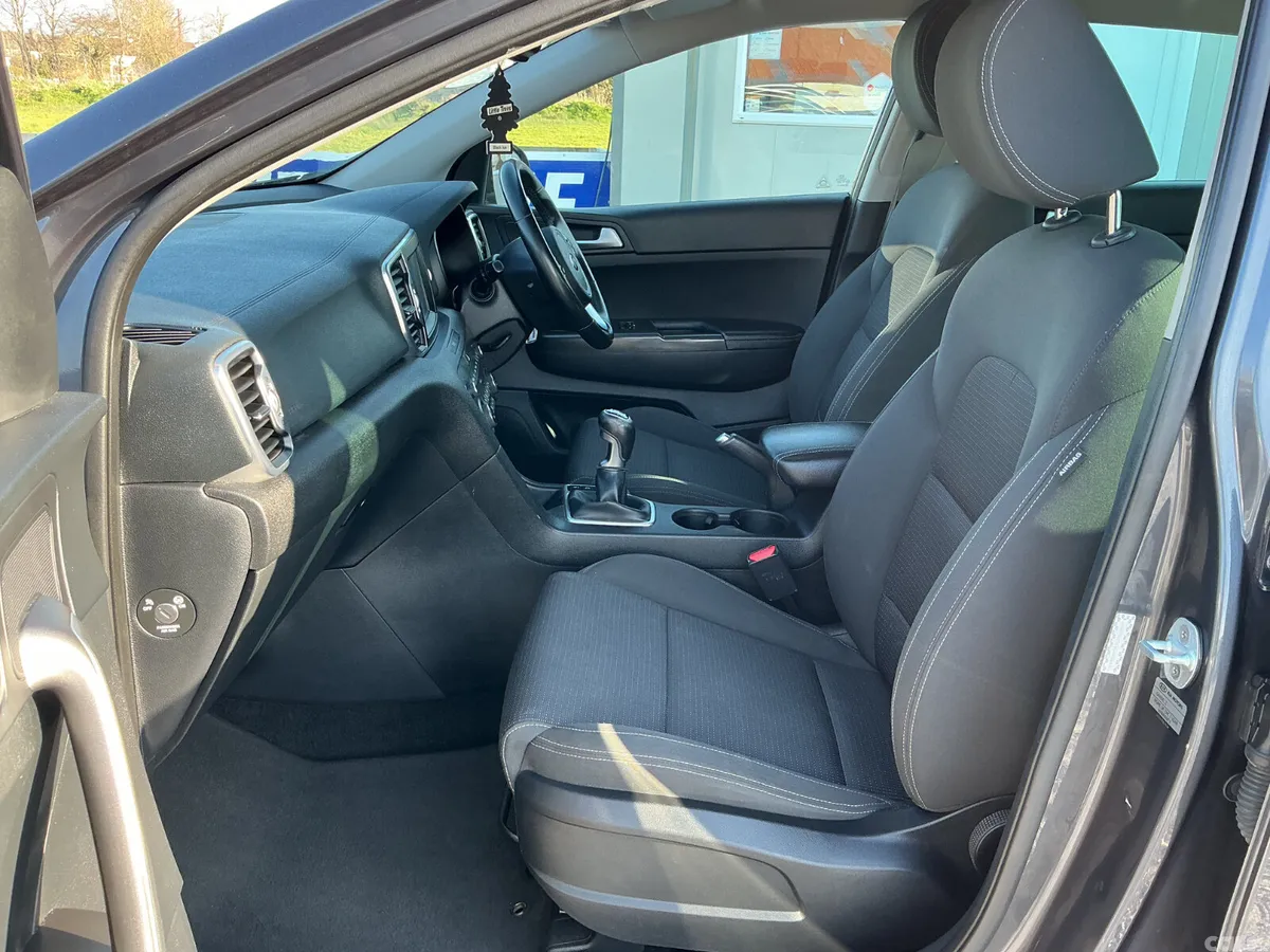 Kia Sportage SUV, Diesel, 2016, Silver