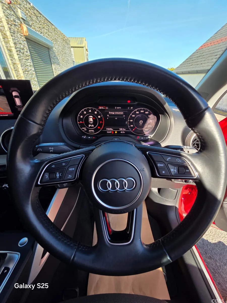 Audi Q2 SUV, Petrol, 2017, Red