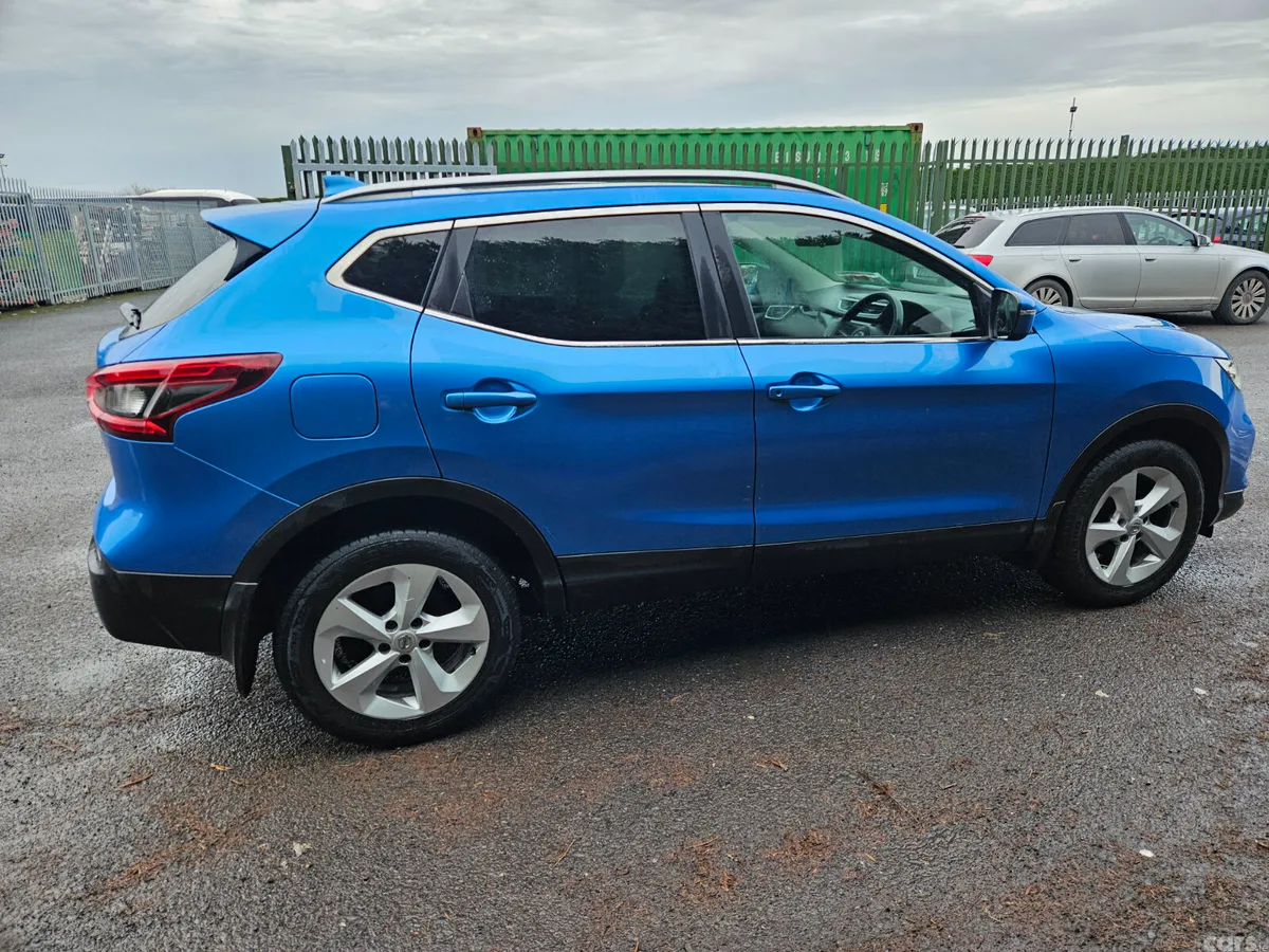 Nissan Qashqai MPV, Petrol, 2018, Blue