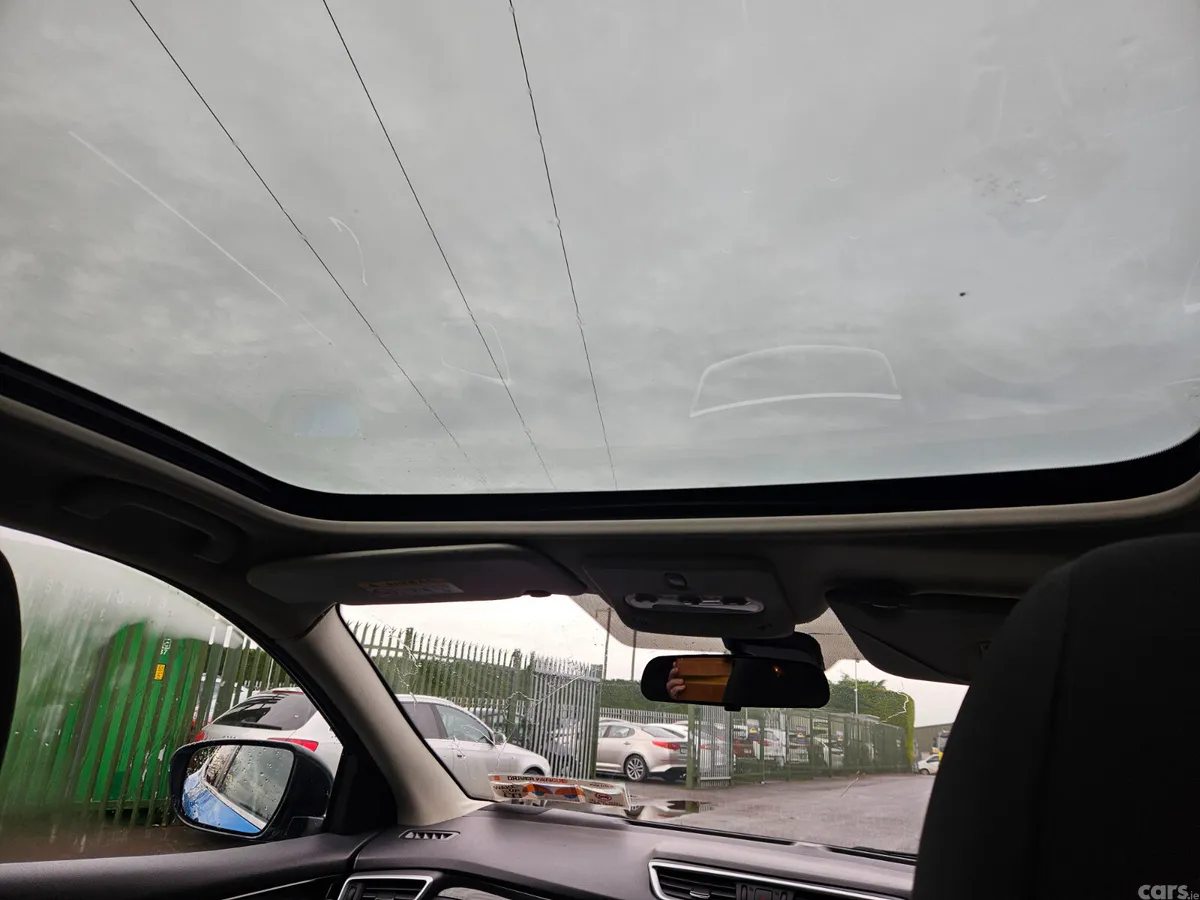 Nissan Qashqai MPV, Petrol, 2018, Blue
