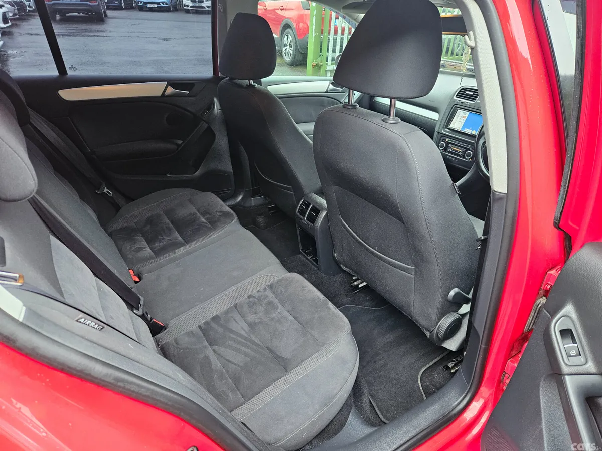 Volkswagen Golf Hatchback, Petrol, 2012, Red