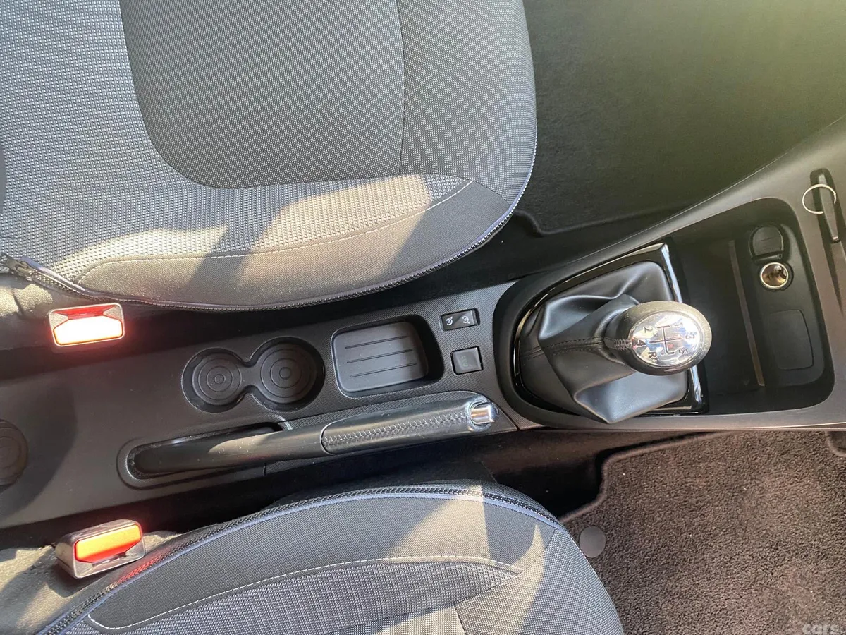 Renault Captur Hatchback, Diesel, 2016, White
