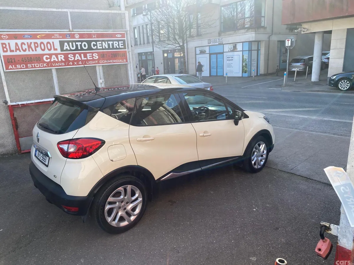 Renault Captur Hatchback, Diesel, 2016, White