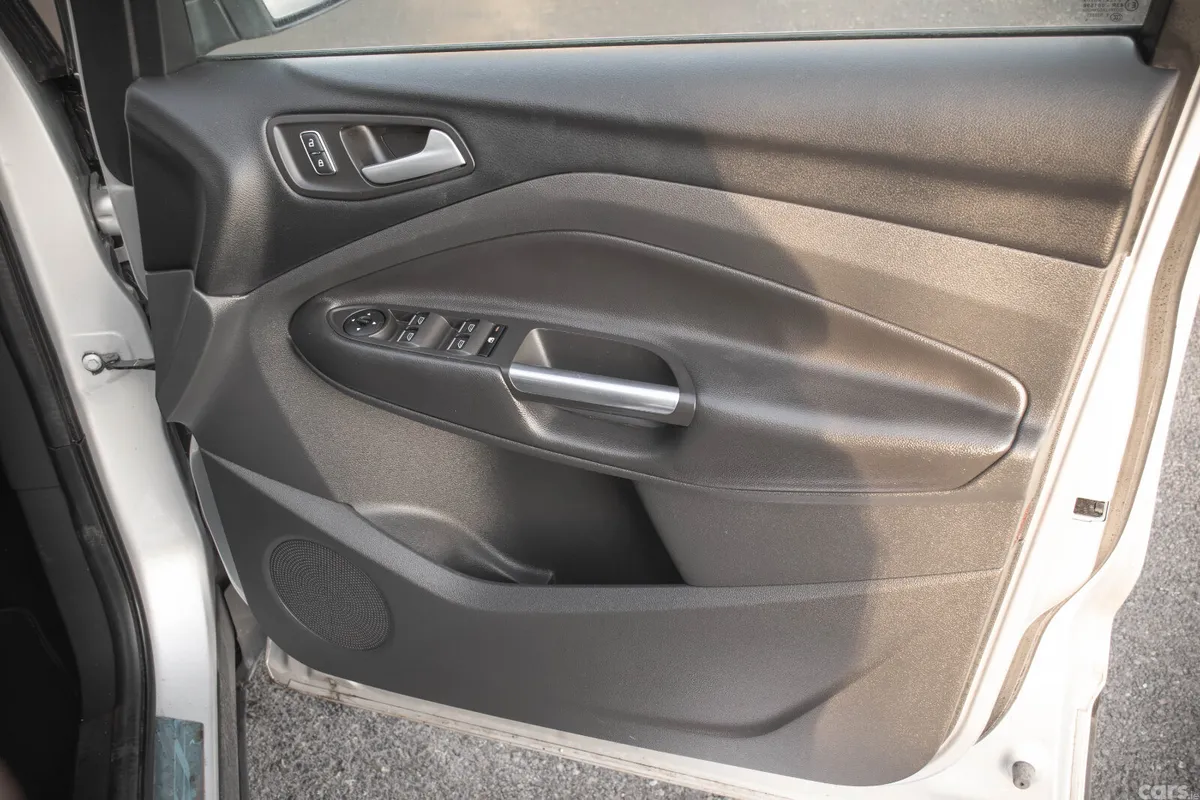 Ford Kuga SUV, Diesel, 2016, Silver