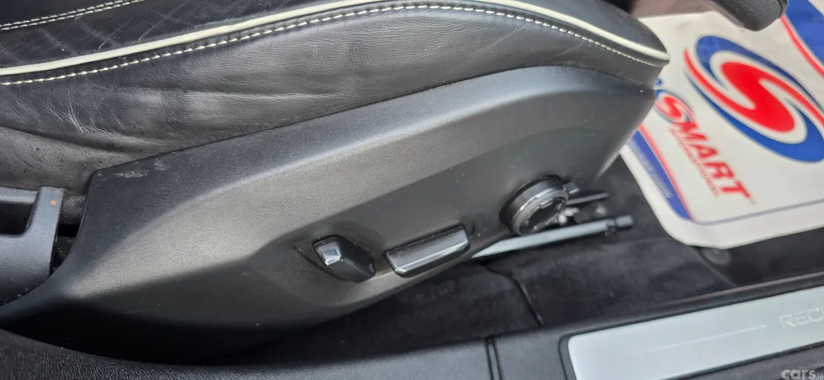 Volvo V60 Estate, Petrol Plug-in Hybrid, 2022, Black