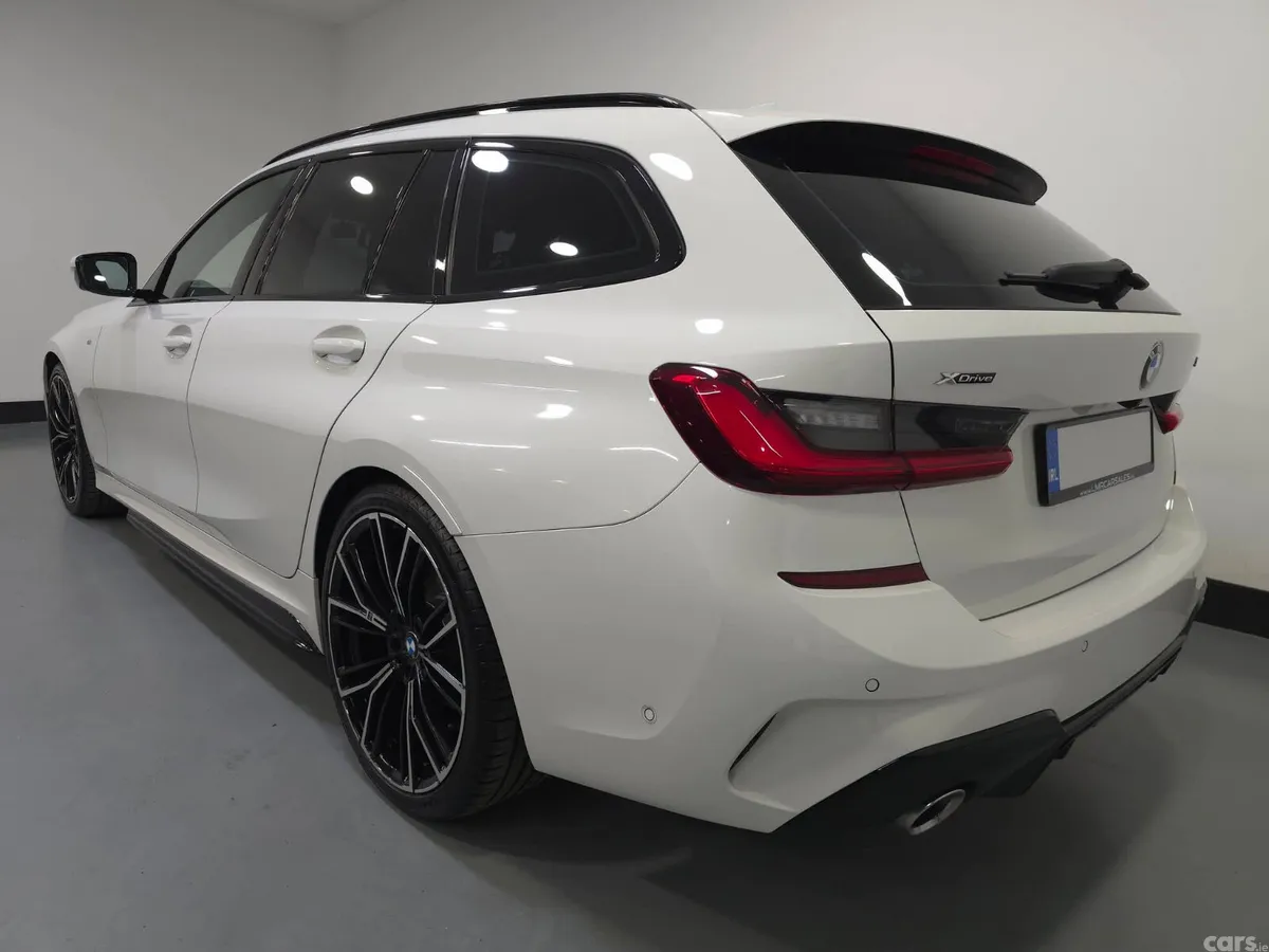 BMW 3-Series Estate, Diesel, 2019, White