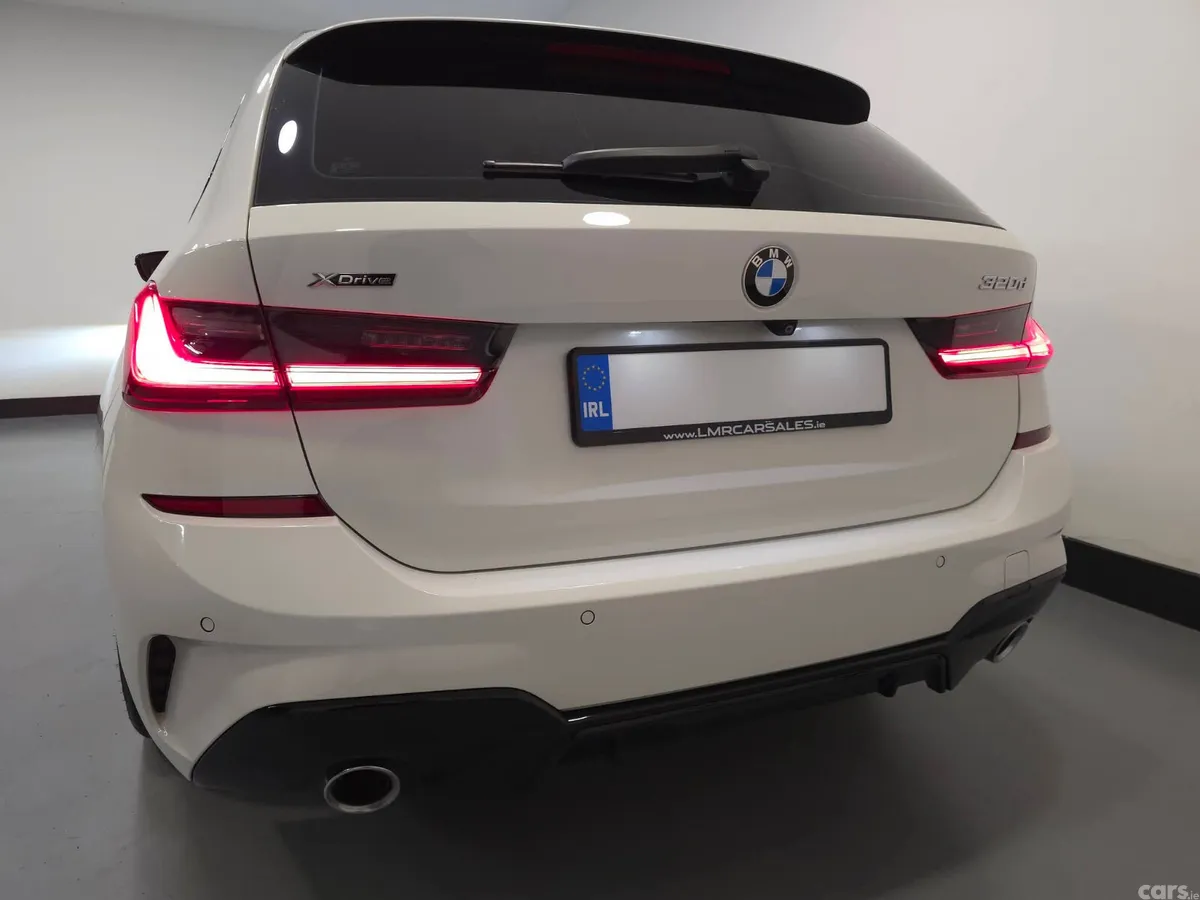 BMW 3-Series Estate, Diesel, 2019, White