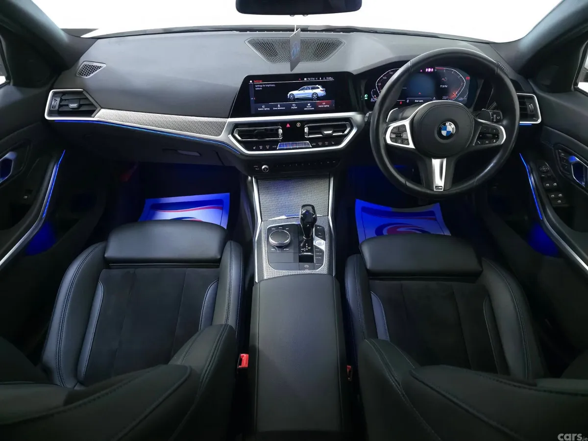 BMW 3-Series Estate, Diesel, 2019, White