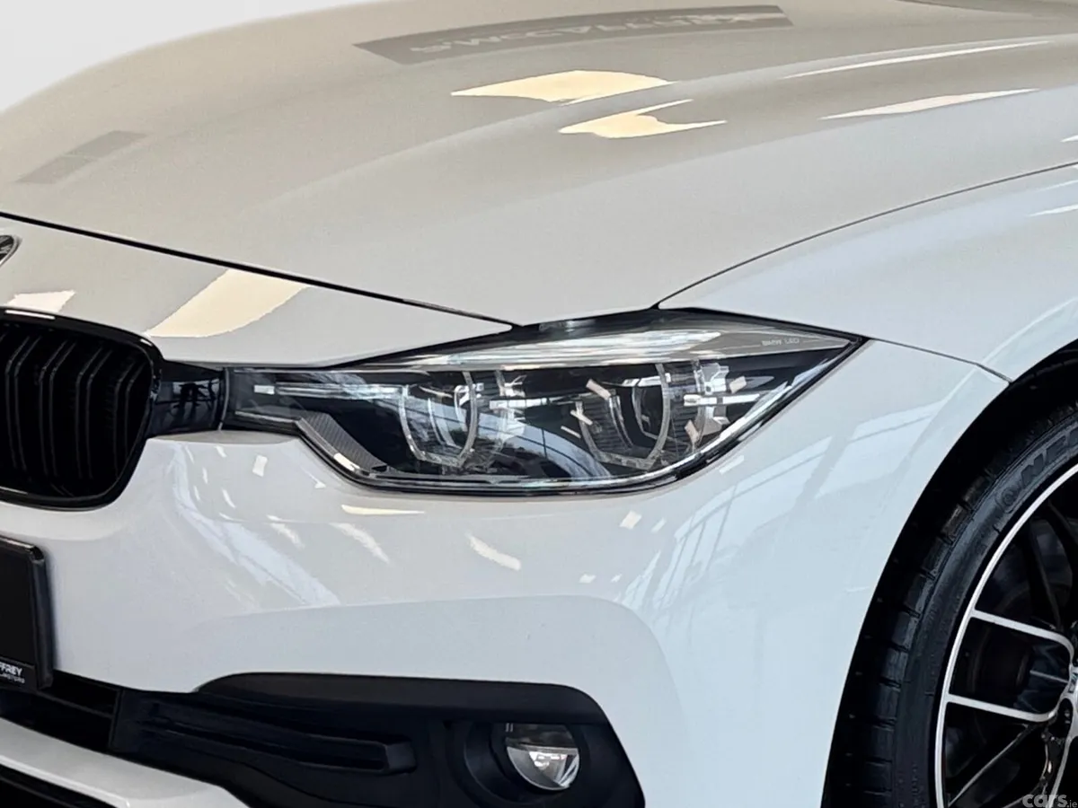 BMW 3-Series Saloon, Diesel, 2017, White