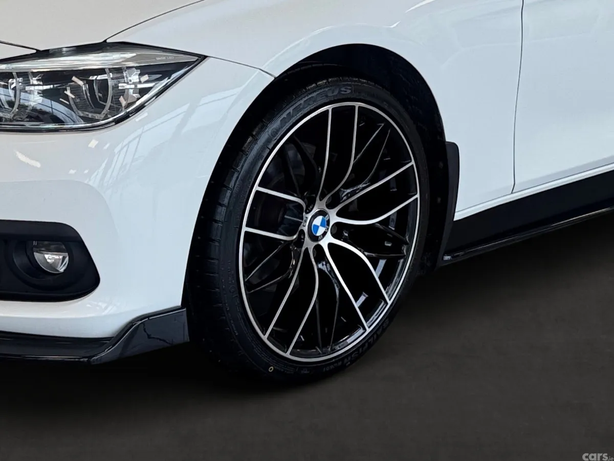 BMW 3-Series Saloon, Diesel, 2017, White