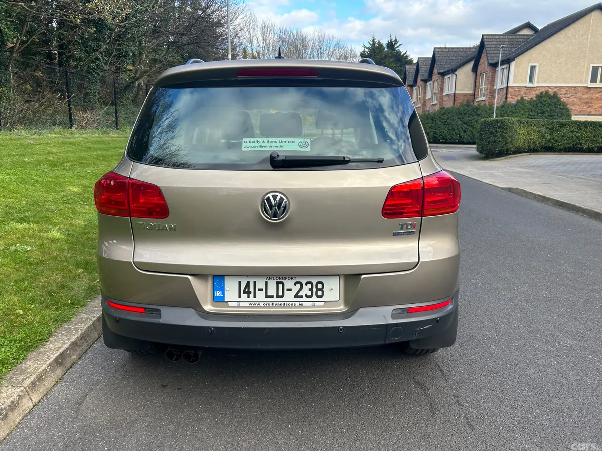 Volkswagen Tiguan SUV, Diesel, 2014, Brown