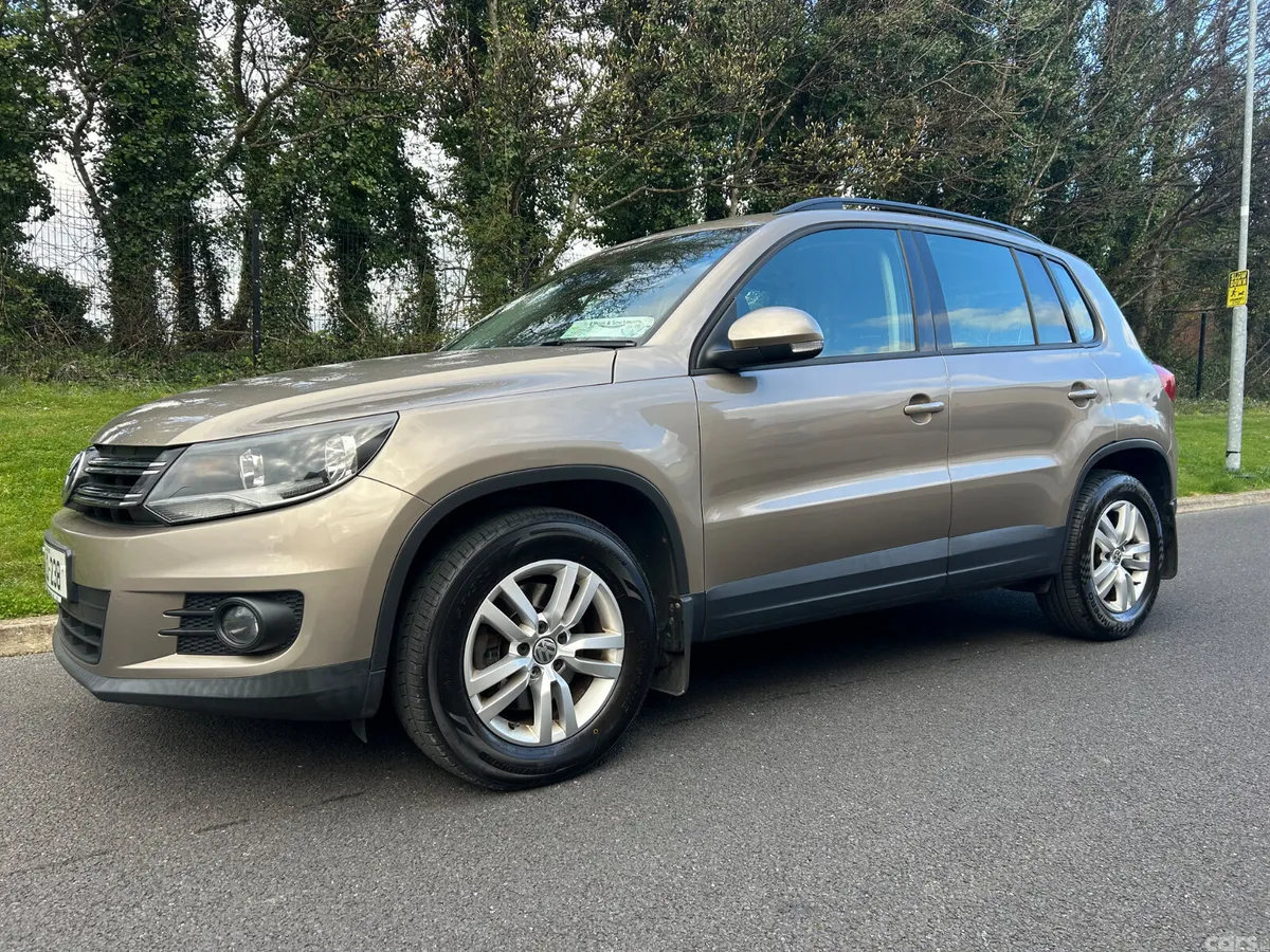 Volkswagen Tiguan SUV, Diesel, 2014, Brown