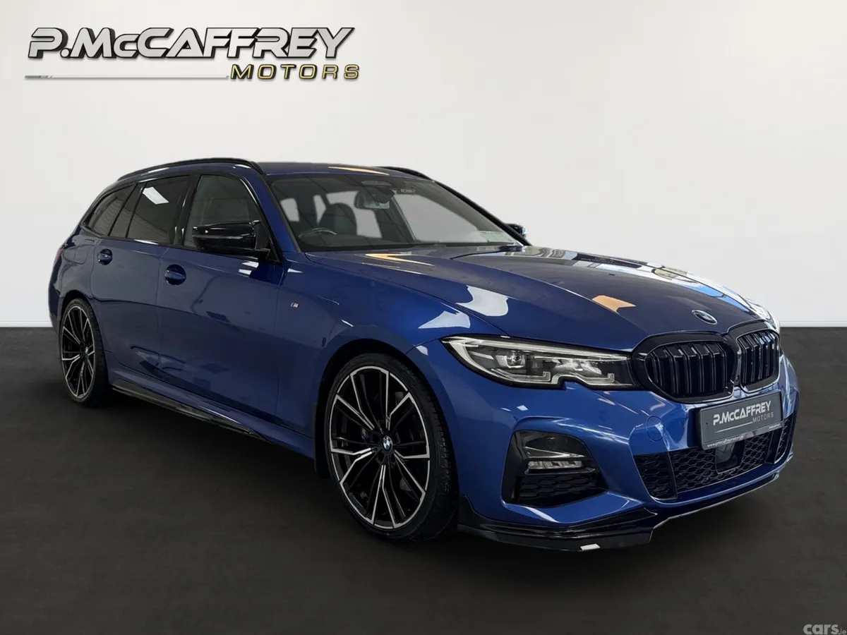 BMW 3-Series Estate, Diesel, 2021, Blue