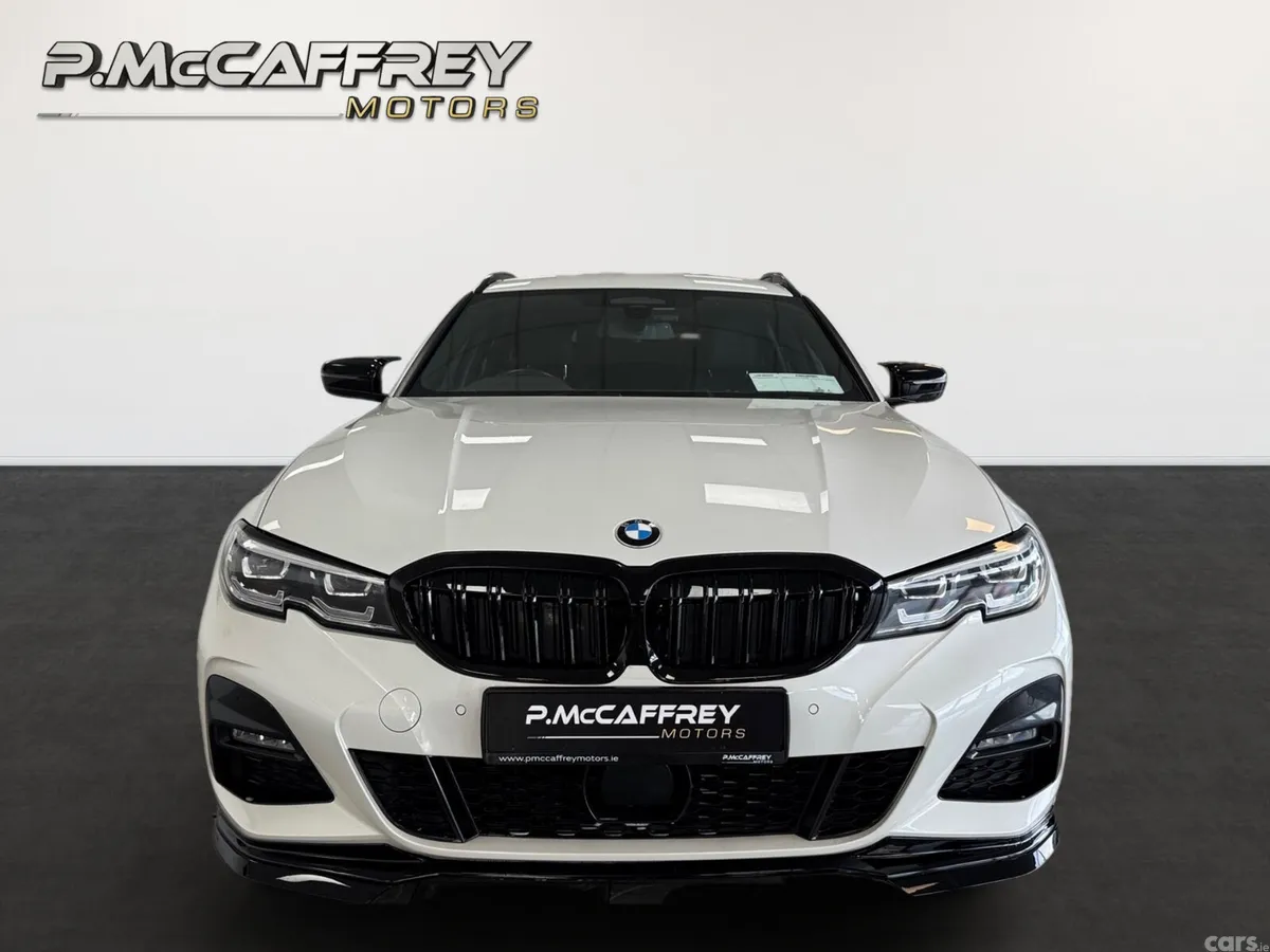 BMW 3-Series Estate, Diesel, 2021, White