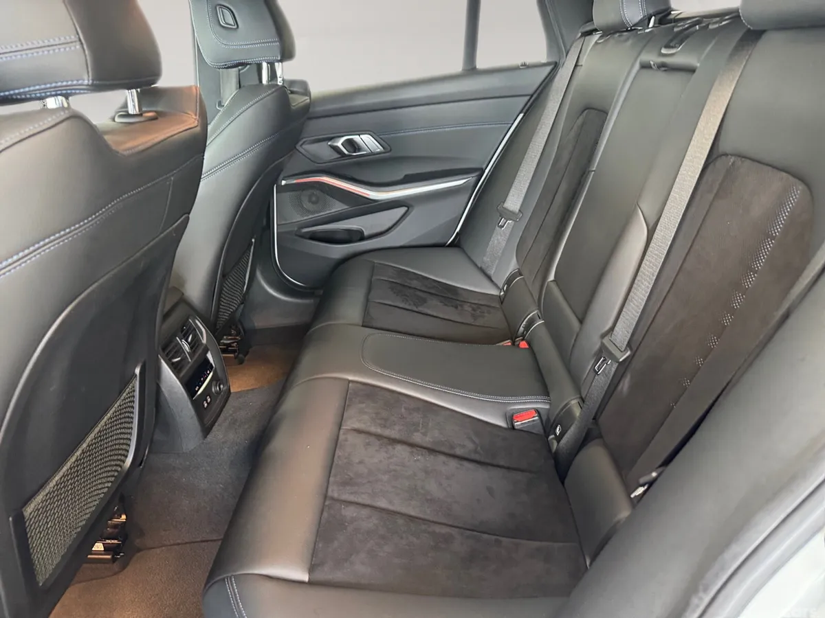 BMW 3-Series Estate, Diesel, 2021, White