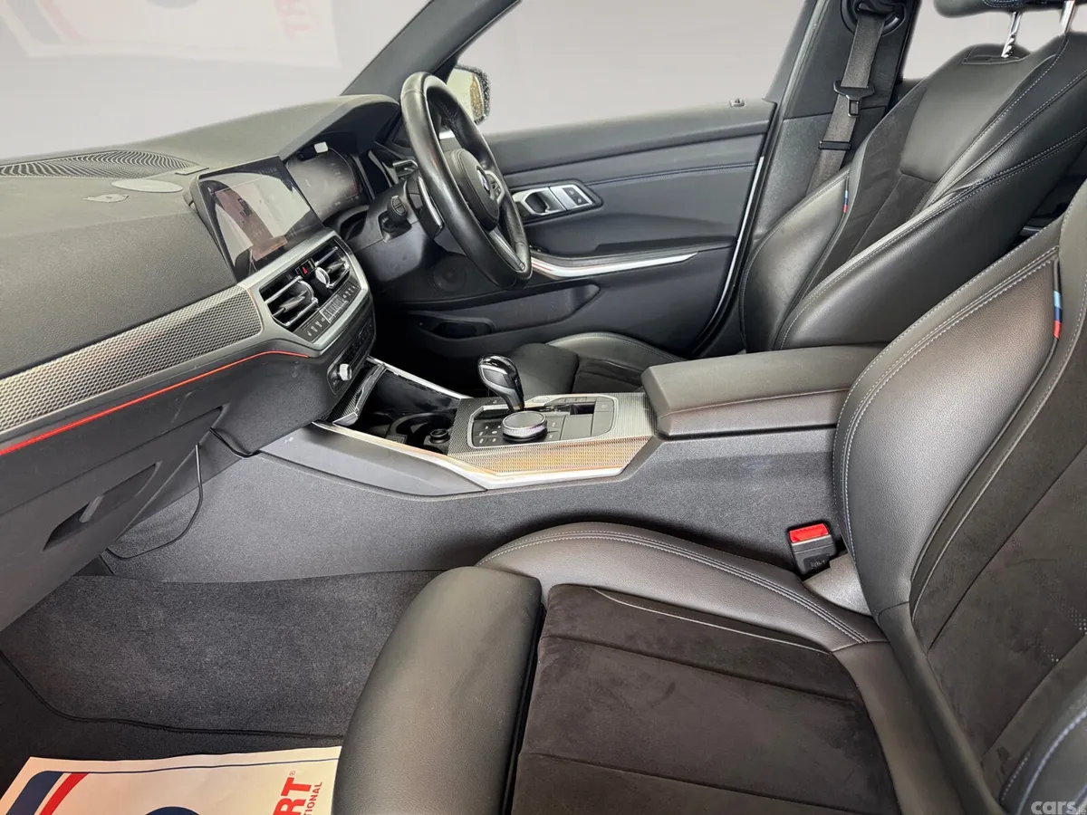 BMW 3-Series Estate, Diesel, 2021, White
