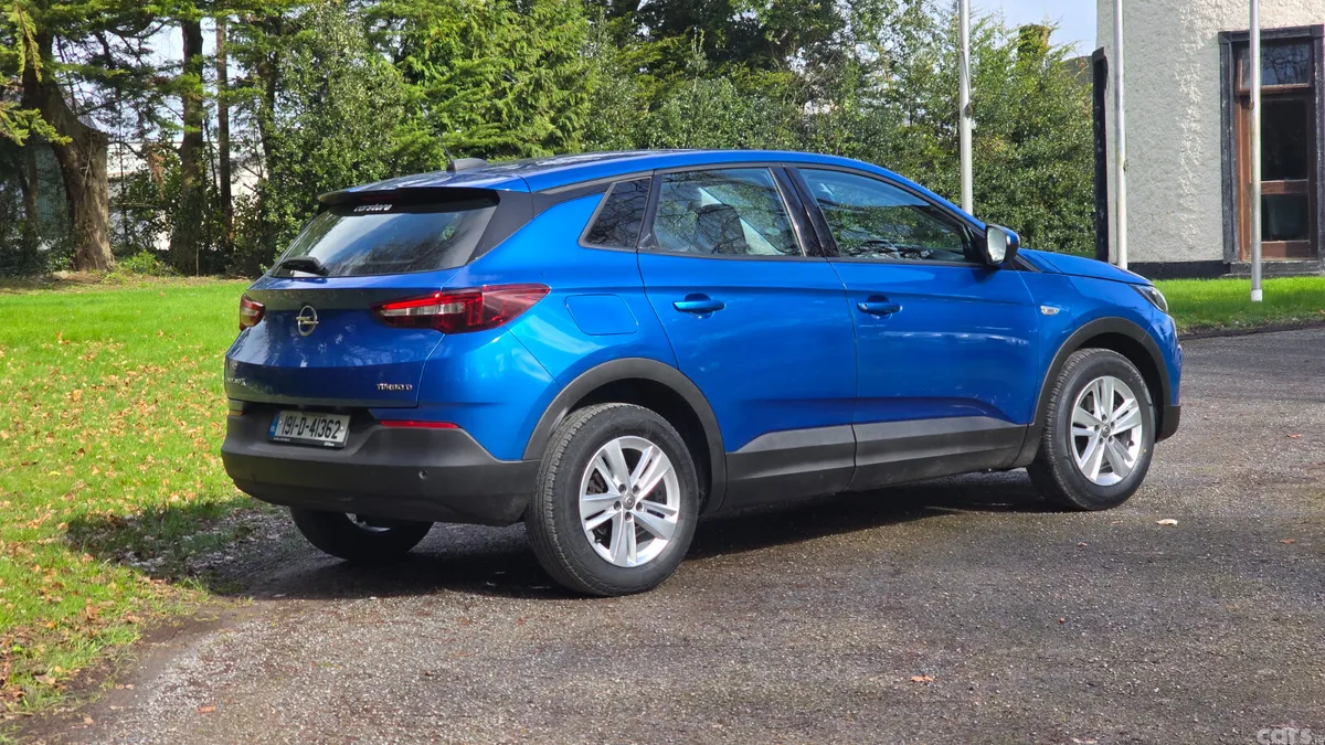Opel Grandland X SUV, Diesel, 2019, Blue