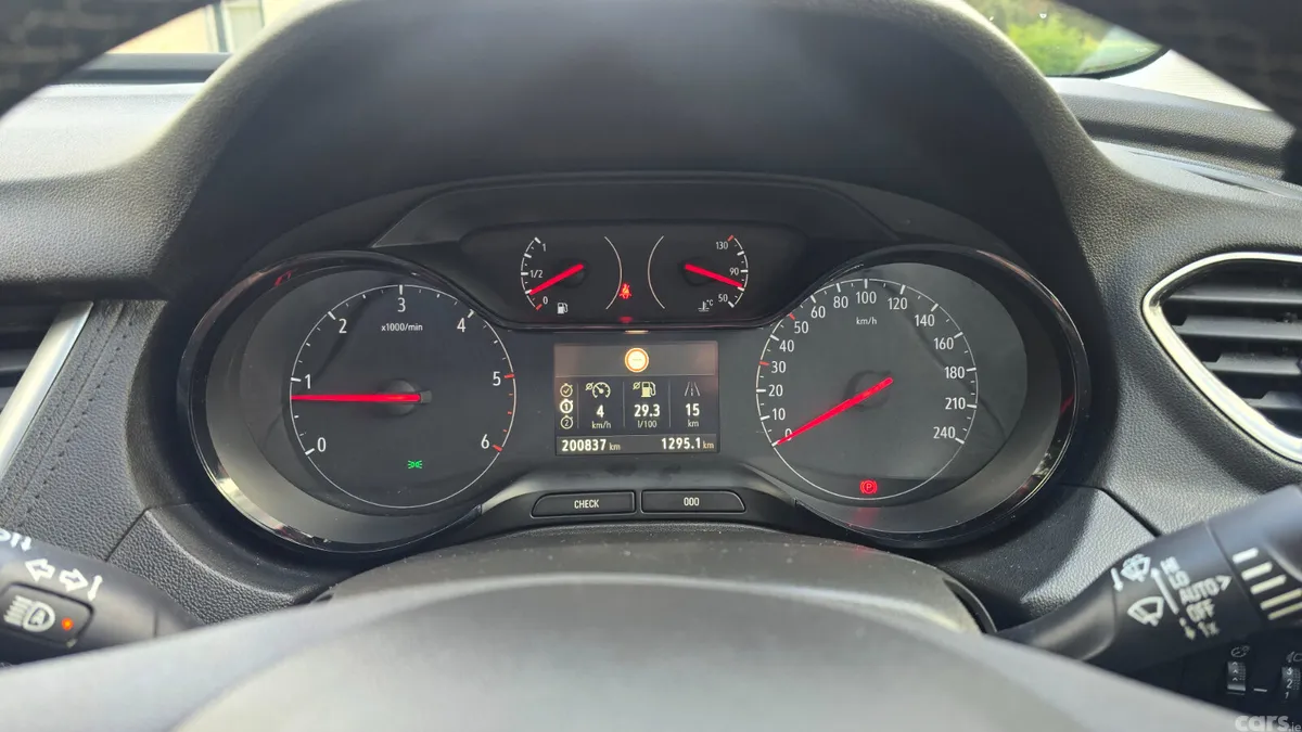 Opel Grandland X SUV, Diesel, 2019, Blue