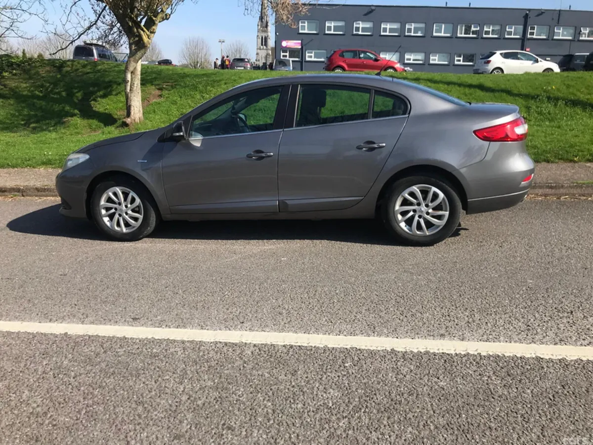 Renault Fluence Saloon, Diesel, 2016, Grey