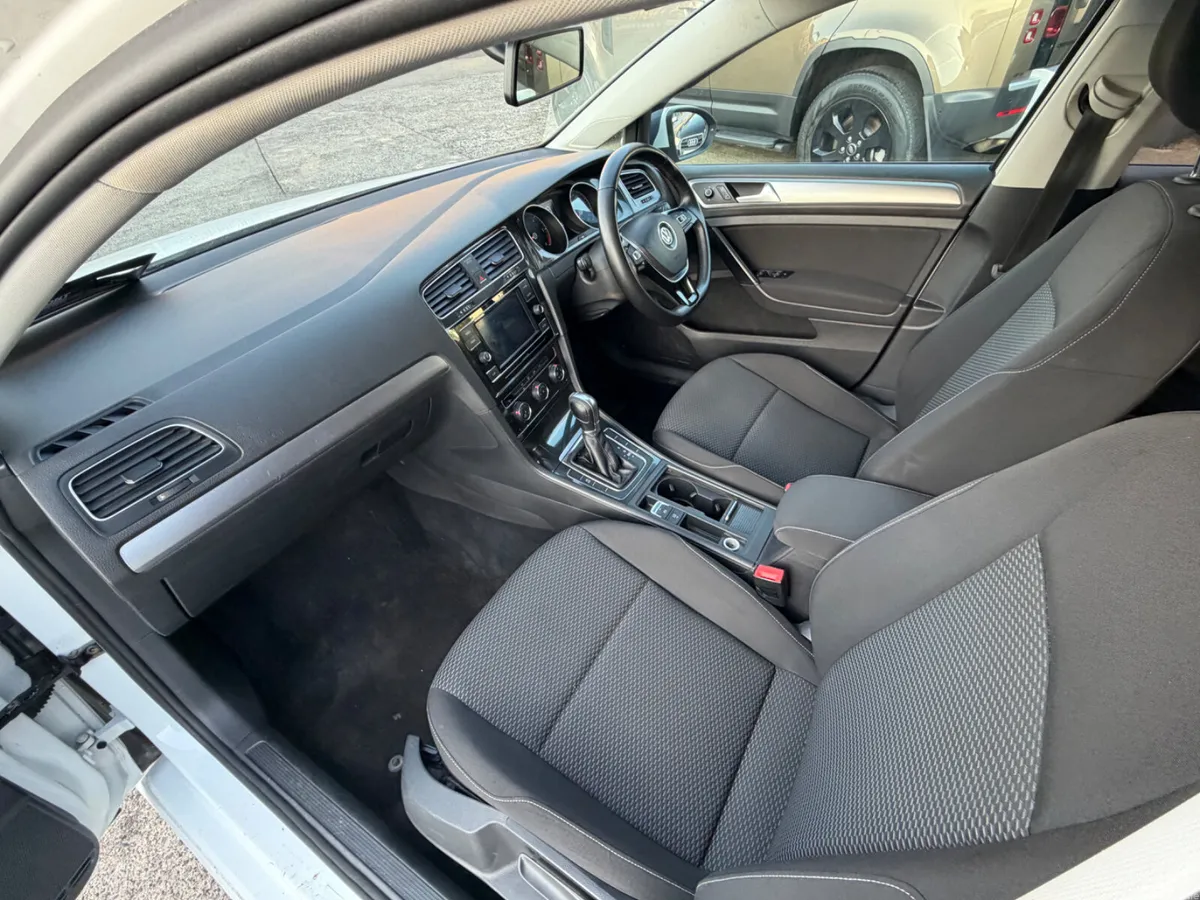 Volkswagen Golf Hatchback, Diesel, 2018, White