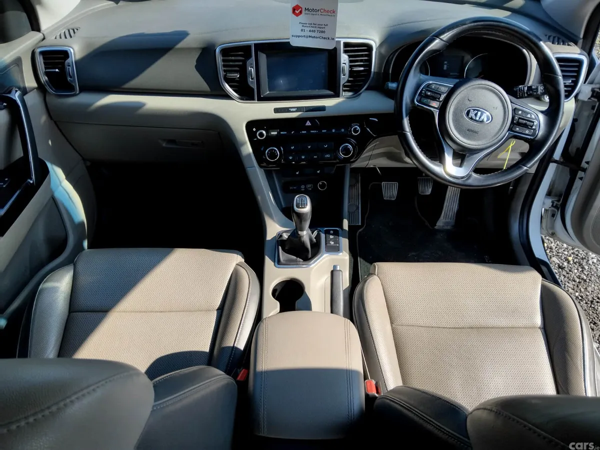 Kia Sportage SUV, Diesel, 2017, White
