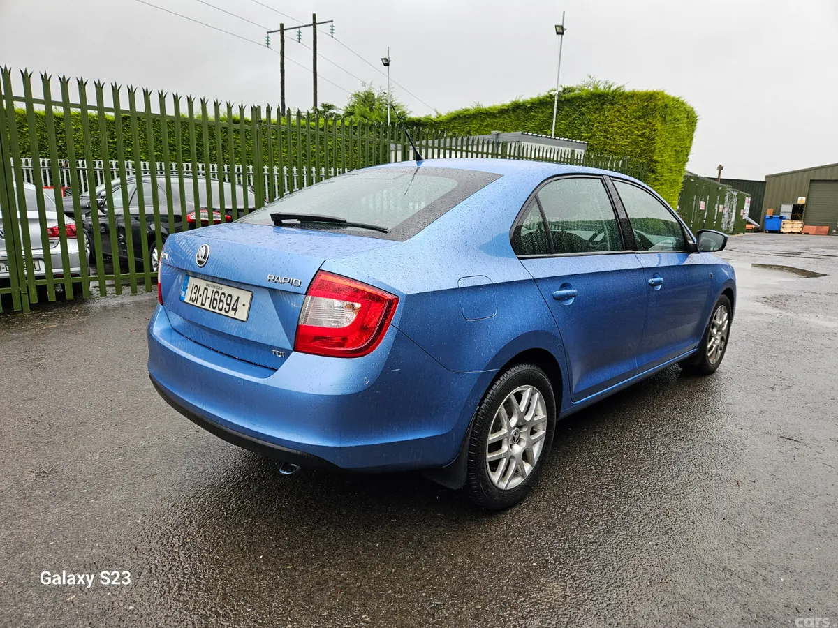 Skoda Rapid Saloon, Diesel, 2013, Blue