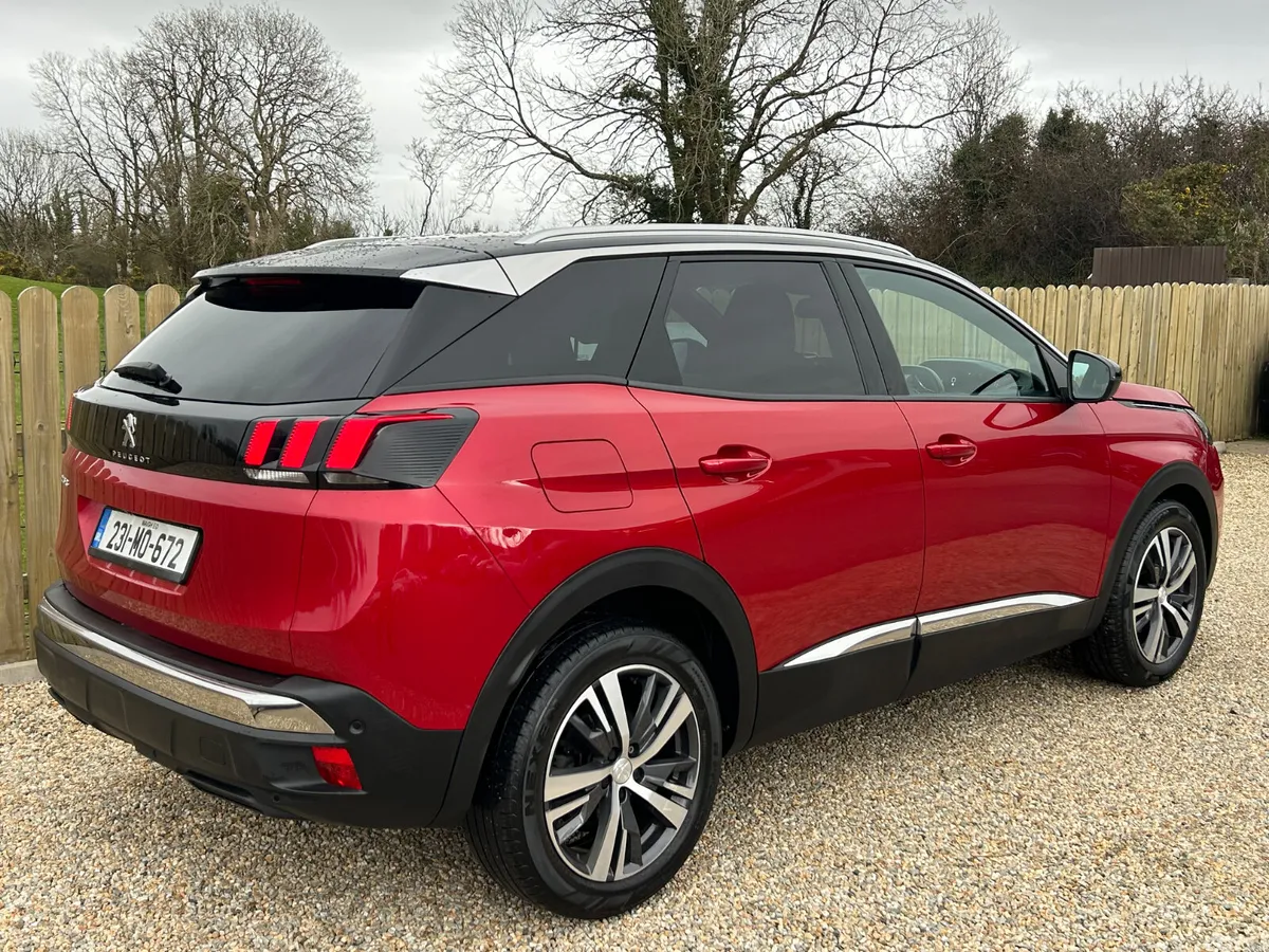 Peugeot 3008 MPV, Diesel, 2023, Red