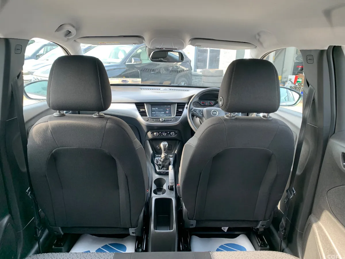 Opel Crossland X SUV, Diesel, 2018, Grey