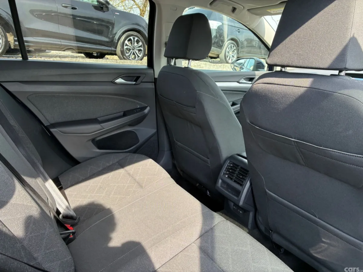 Volkswagen Golf Hatchback, Petrol Hybrid, 2023, Blue