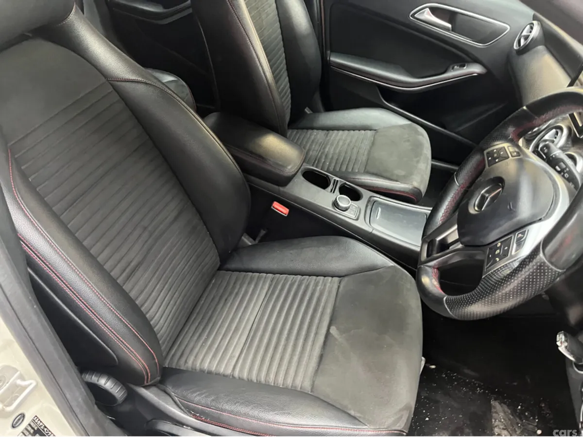 Mercedes-Benz A-Class Hatchback, Petrol, 2015, White