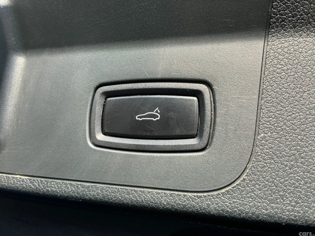 Porsche Panamera Hatchback, Petrol Hybrid, 2018, Blue