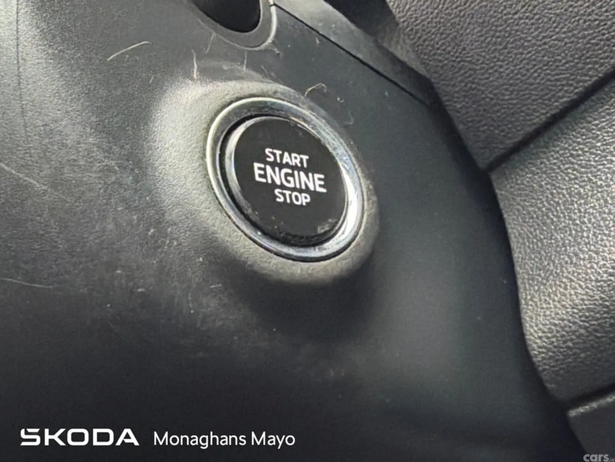 Skoda Karoq Estate, Diesel, 2020, Grey