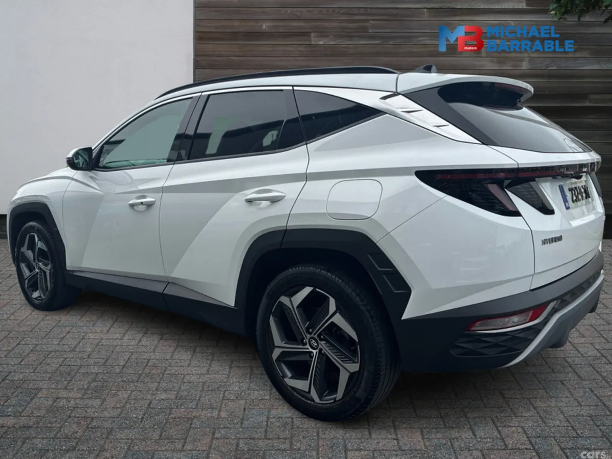 Hyundai Tucson EXECUTIVE PLUS  *UPGRADED 19" ALLOY, Swords