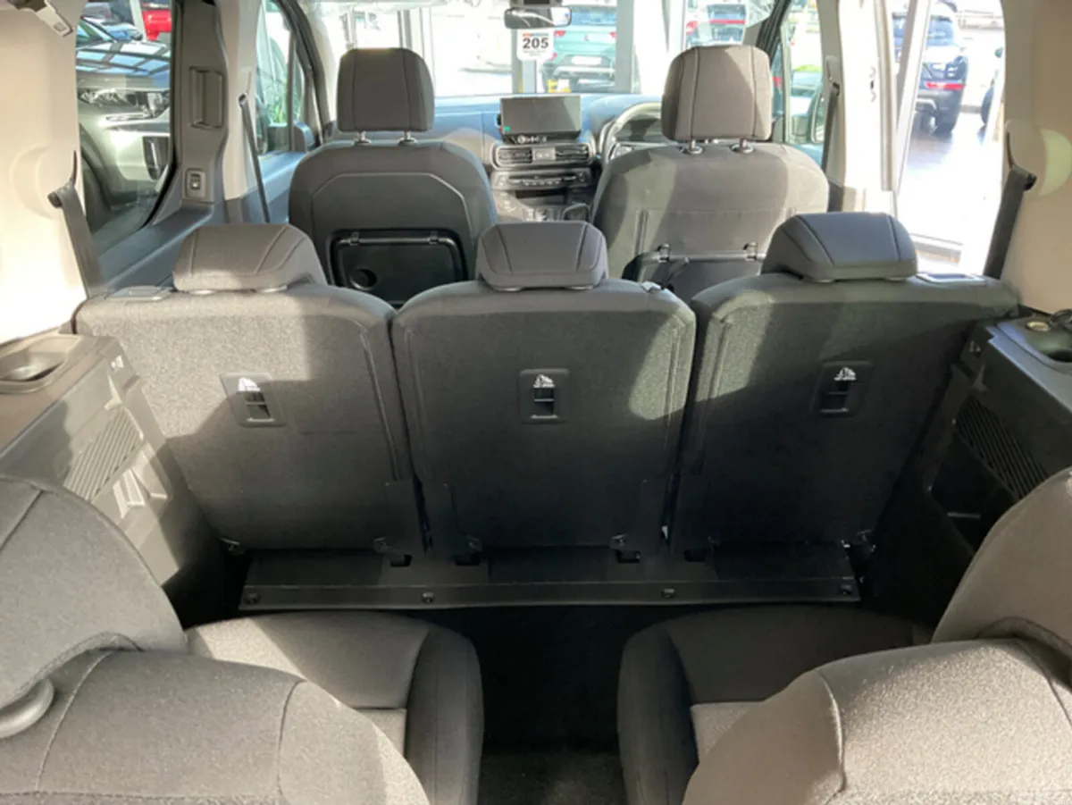 Citroen Berlingo Multispace MPV, Diesel, 2026, Black