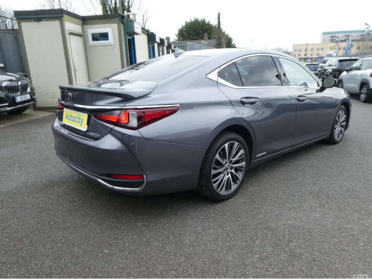 Lexus ES Saloon, Petrol Hybrid, 2021, Grey