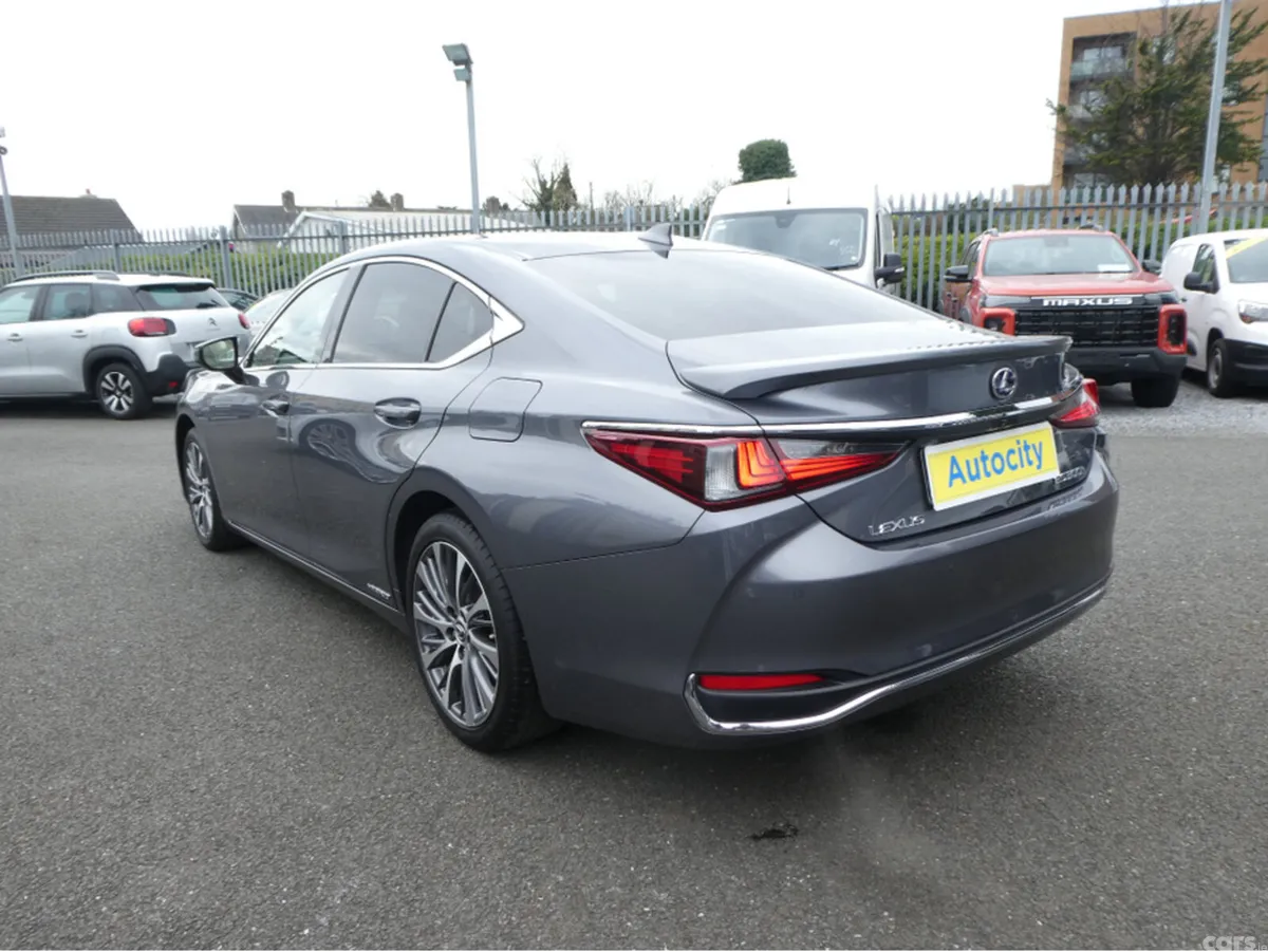Lexus ES Saloon, Petrol Hybrid, 2021, Grey
