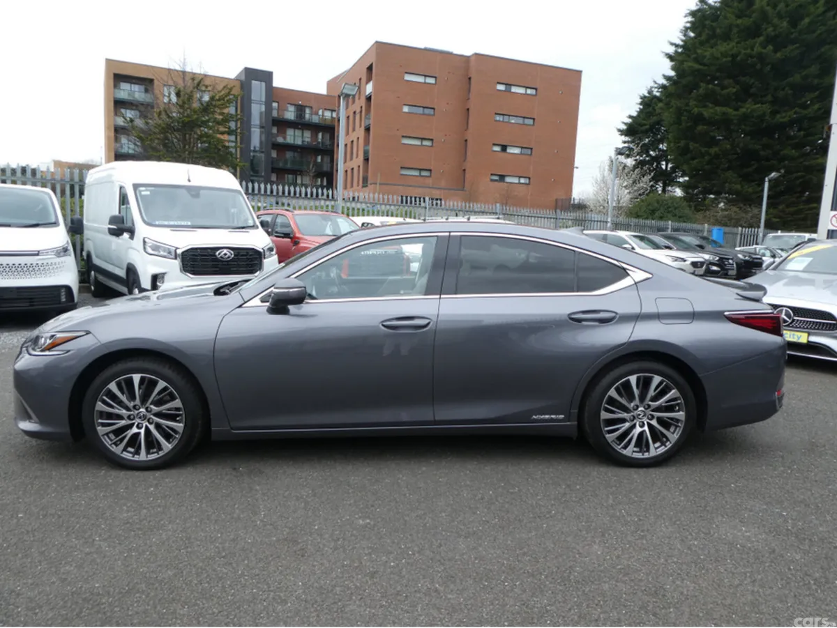 Lexus ES Saloon, Petrol Hybrid, 2021, Grey