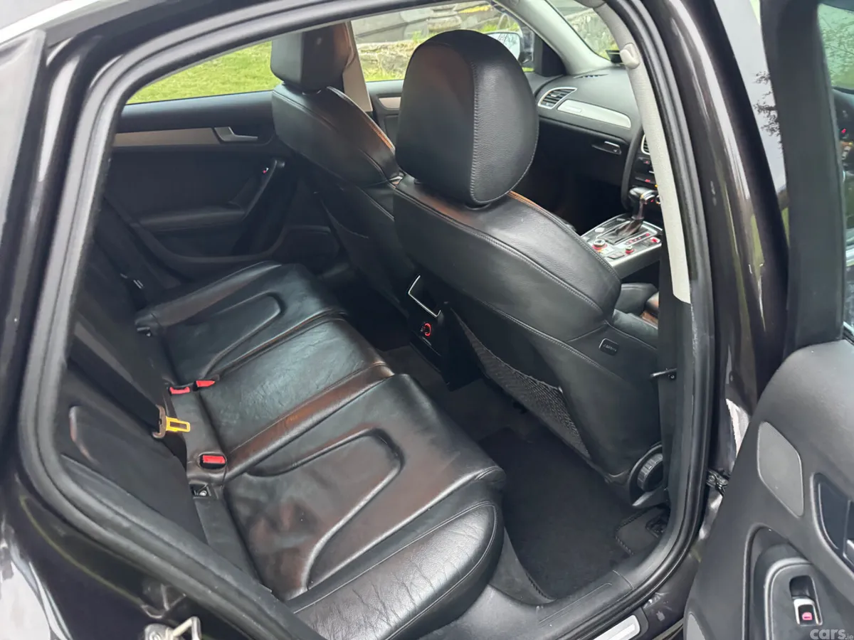 Audi A4 Saloon, Diesel, 2015, Grey