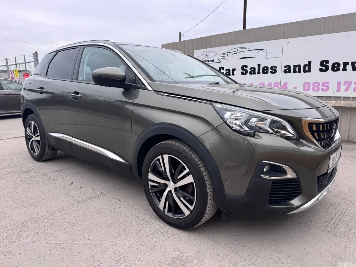 Peugeot 3008 MPV, Petrol, 2018, Grey