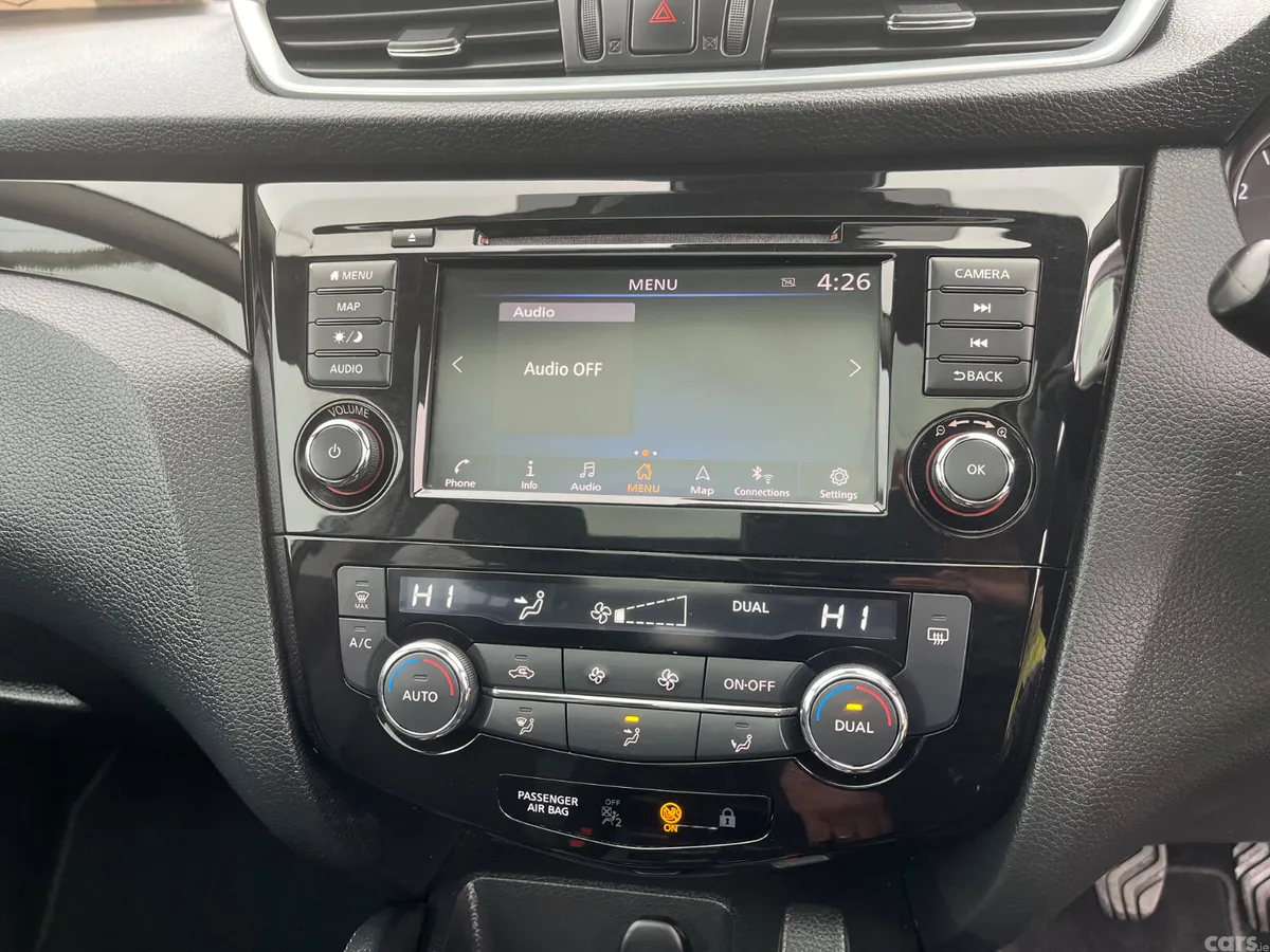 Nissan Qashqai MPV, Diesel, 2019, Grey