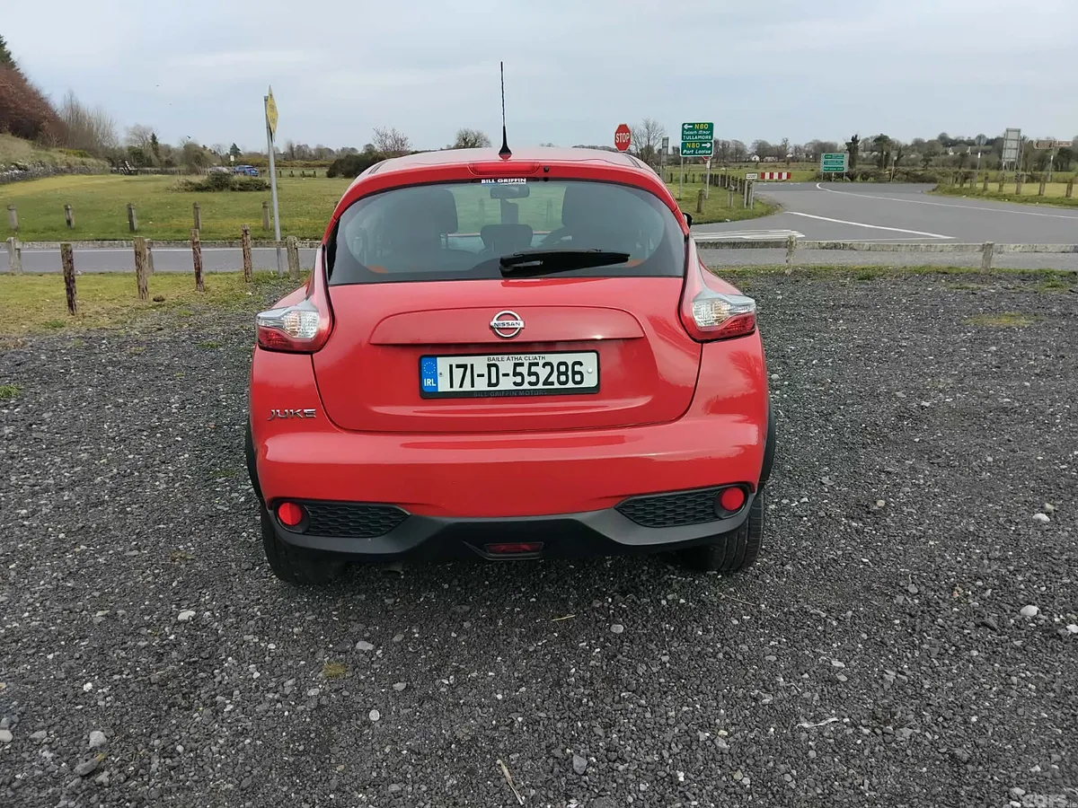 Nissan Juke SUV, Diesel, 2017, Red