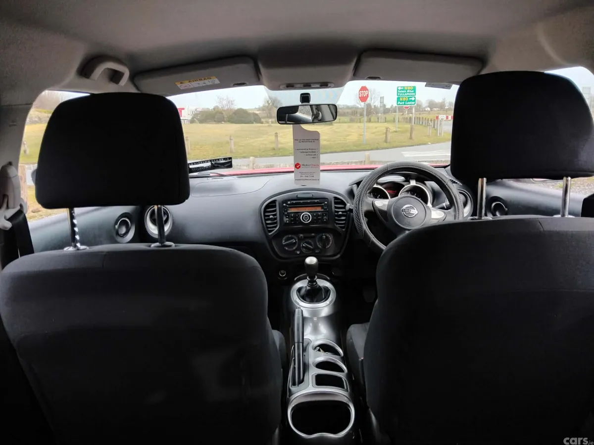 Nissan Juke SUV, Diesel, 2017, Red
