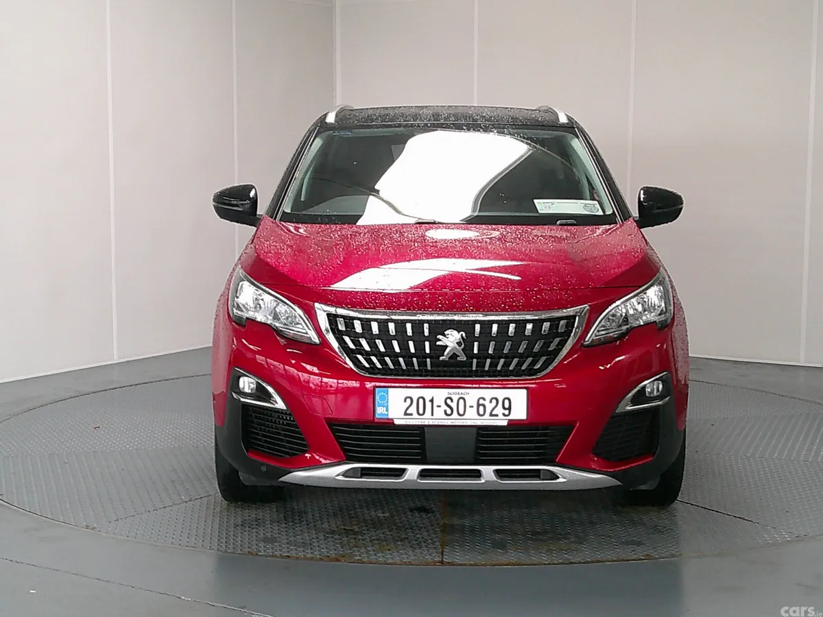 Peugeot 3008 MPV, Diesel, 2020, Red