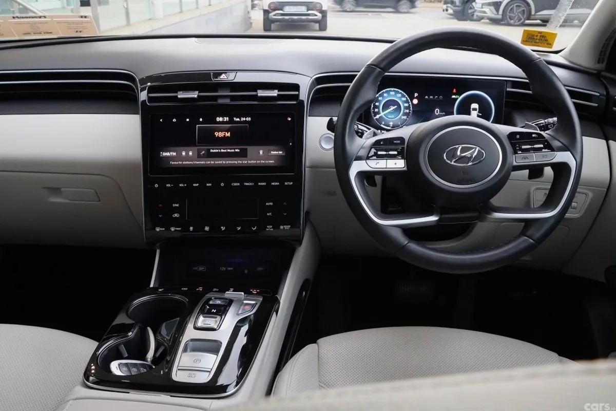 Hyundai Tucson SUV, Petrol Hybrid, 2024, Black