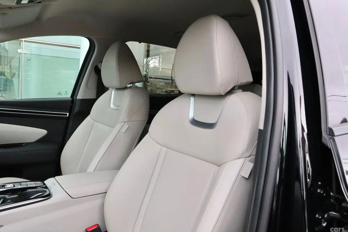 Hyundai Tucson SUV, Petrol Hybrid, 2024, Black
