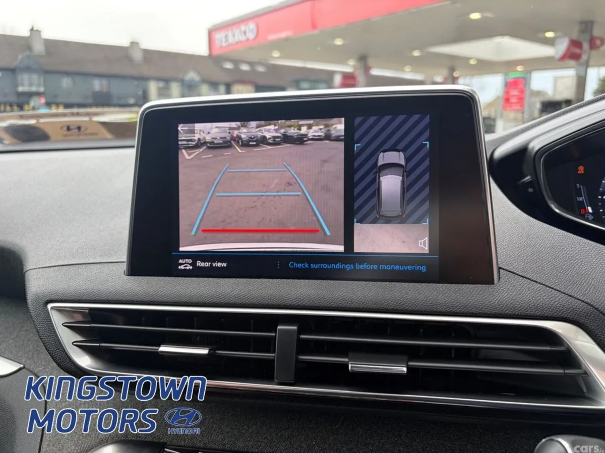 Peugeot 3008 MPV, Petrol, 2019, White