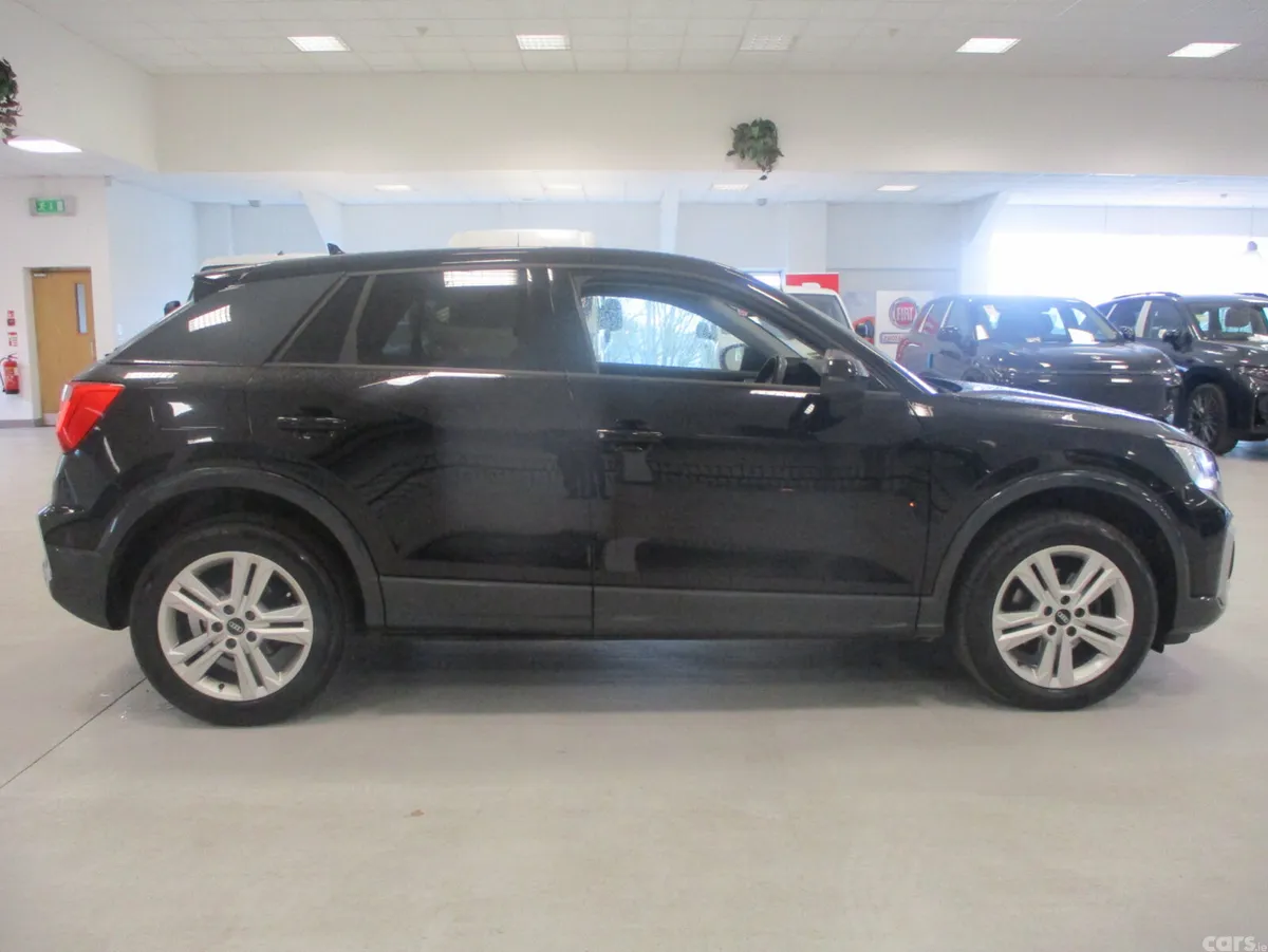 Audi Q2 SUV, Petrol, 2022, Black