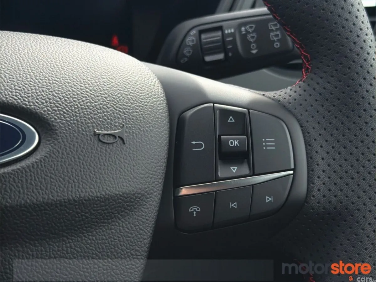 Ford Kuga SUV, Petrol Plug-in Hybrid, 2027, 