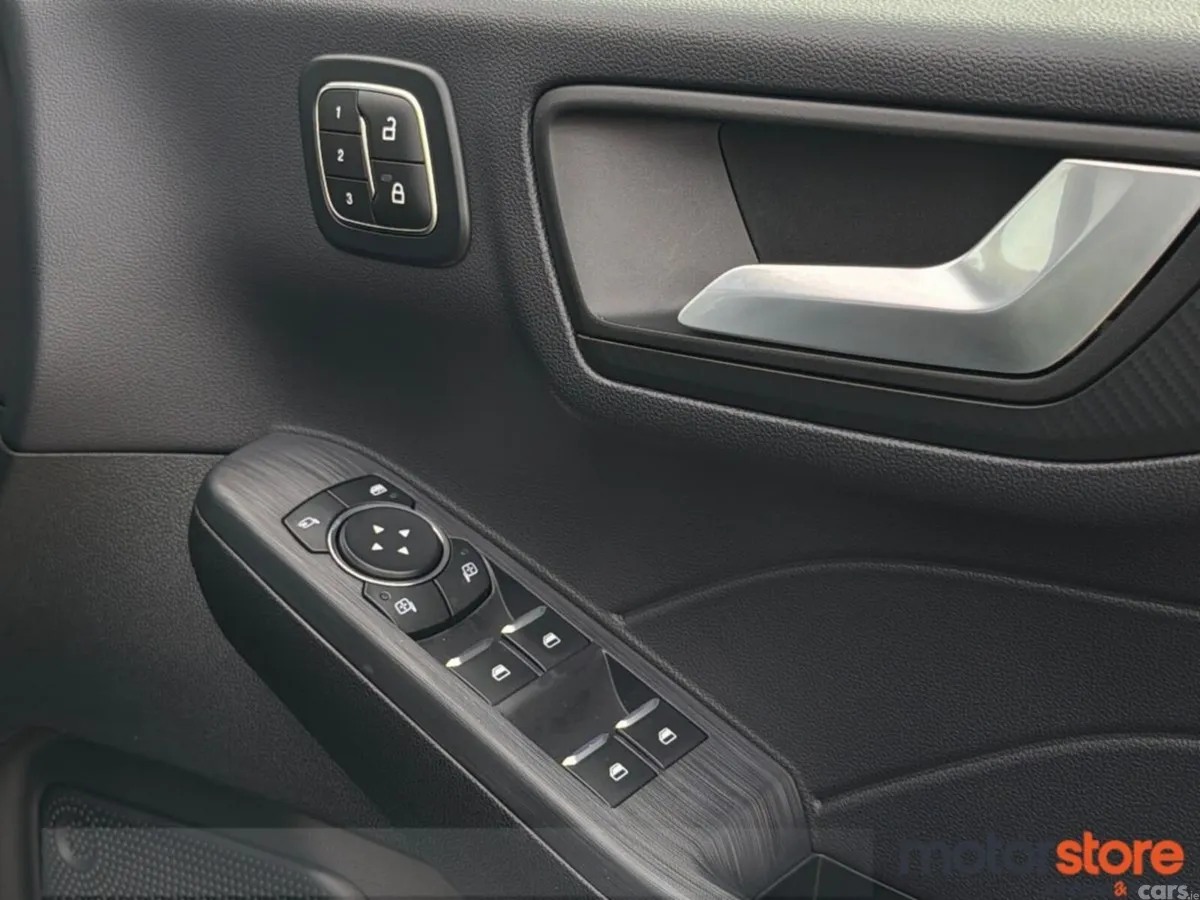 Ford Kuga SUV, Petrol Plug-in Hybrid, 2027, 